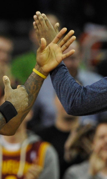 LeBron on whether Thompson will re-sign with Cavs: 'Of course he will'